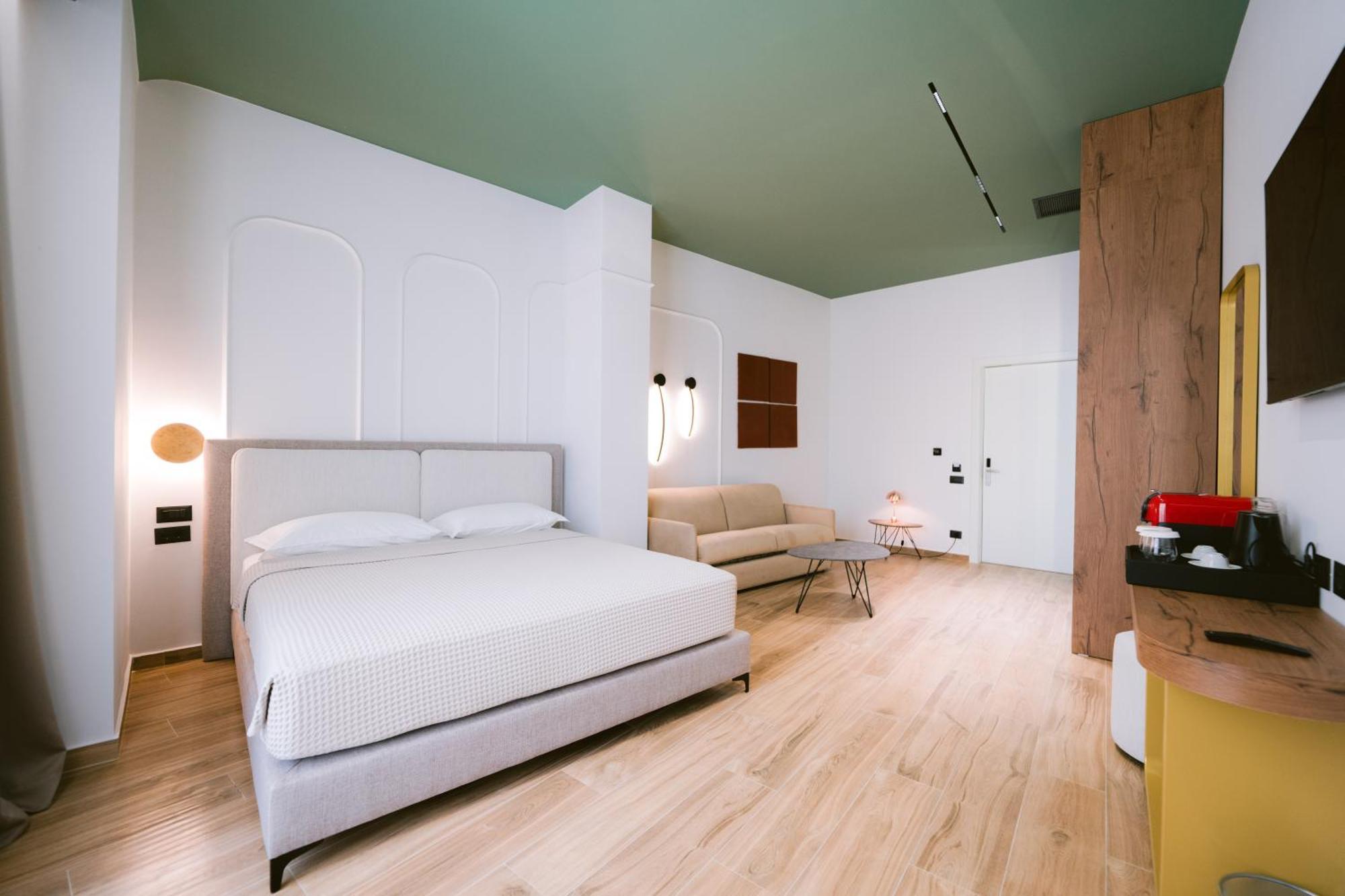 Noemie Hotel Himare Exteriör bild