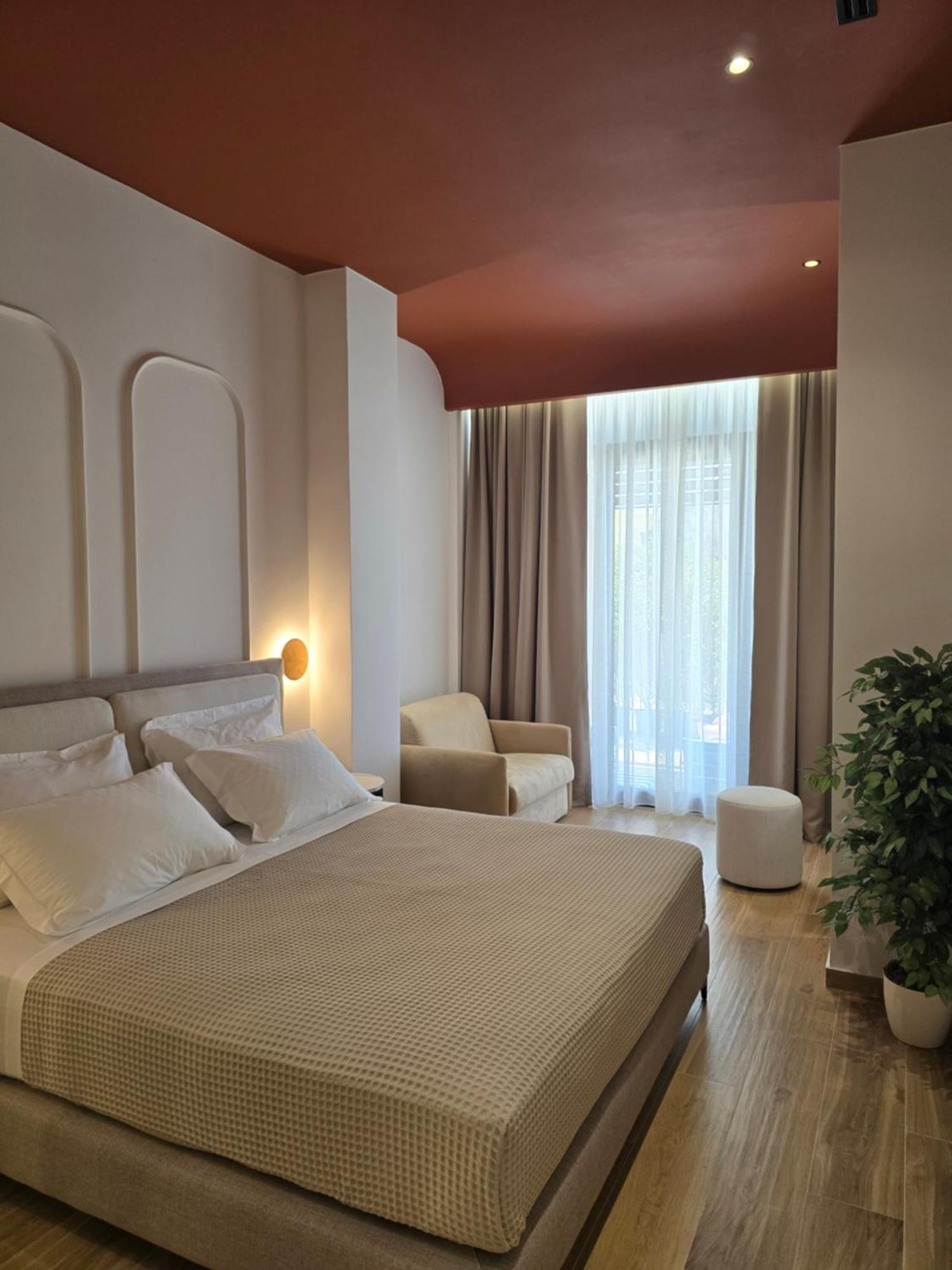 Noemie Hotel Himare Exteriör bild